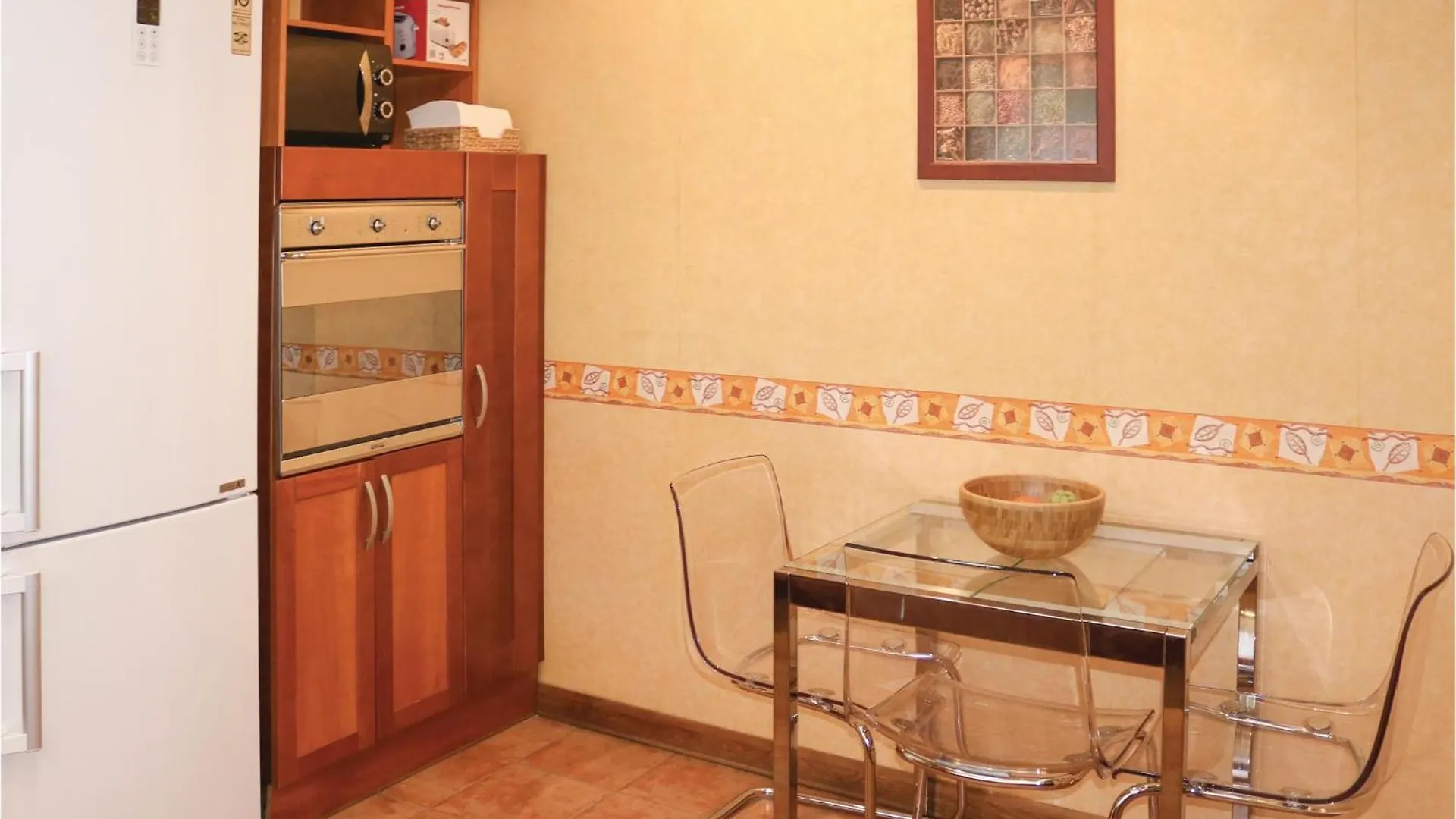 3 Bedroom Lovely Apartment In Marbella Spain