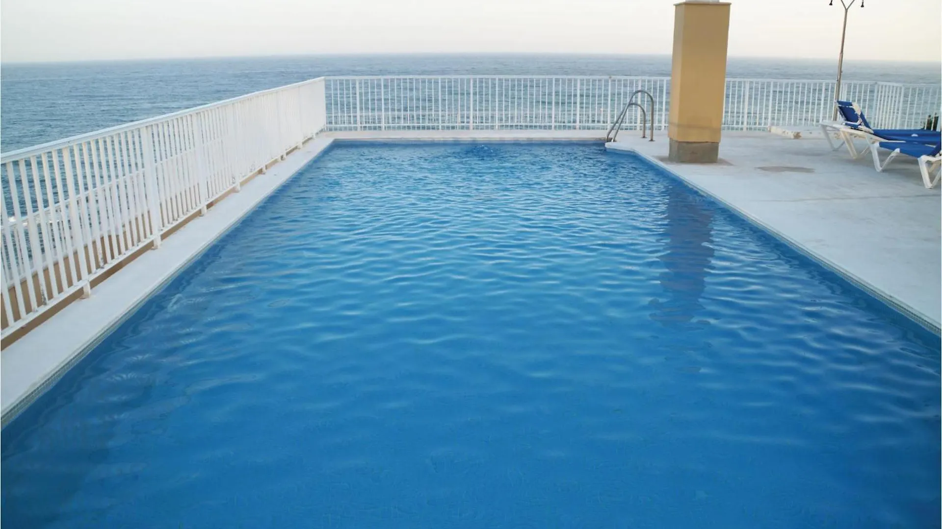3 Bedroom Lovely Apartment In Marbella