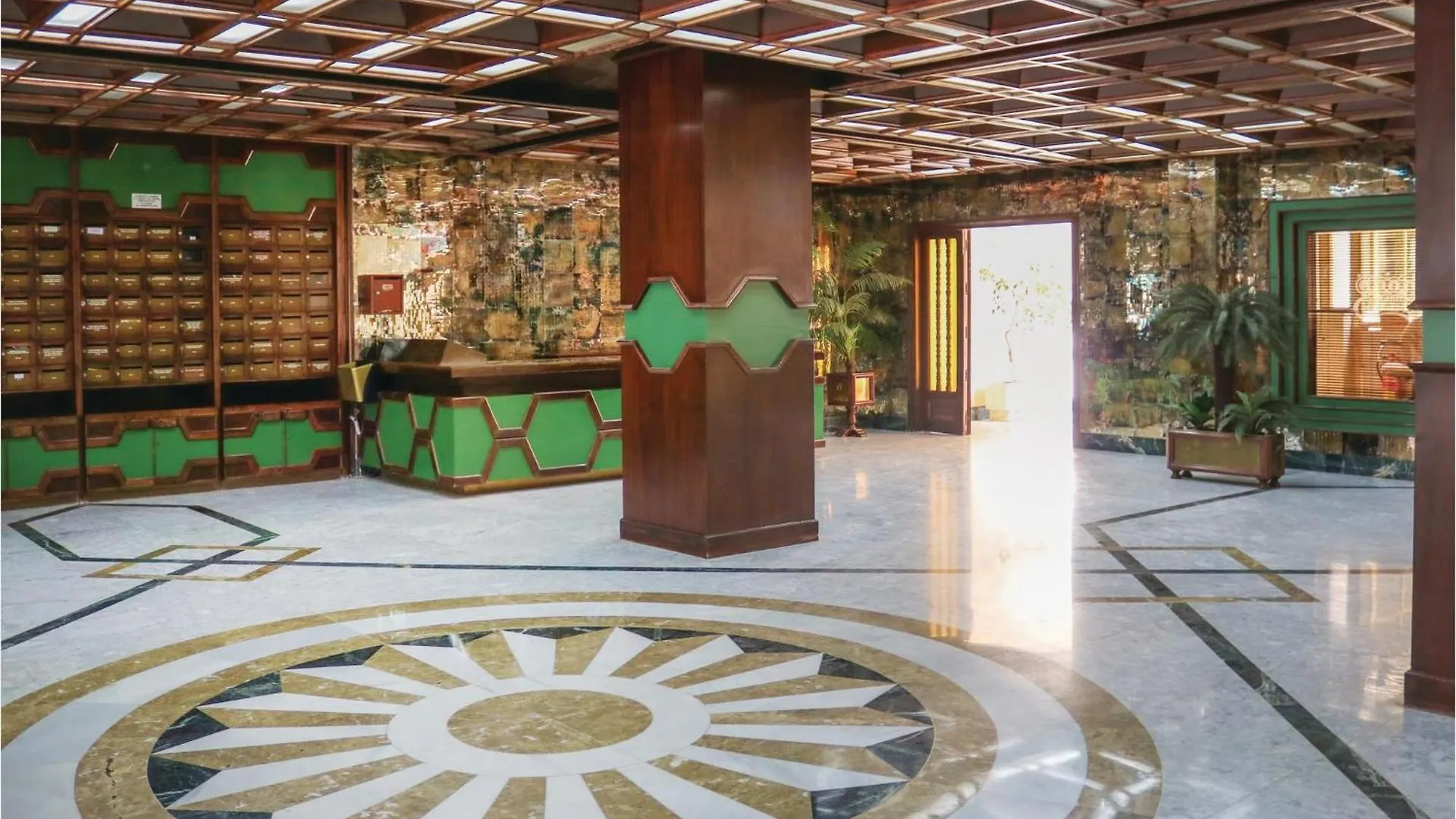 3 Bedroom Lovely Apartment In Marbella